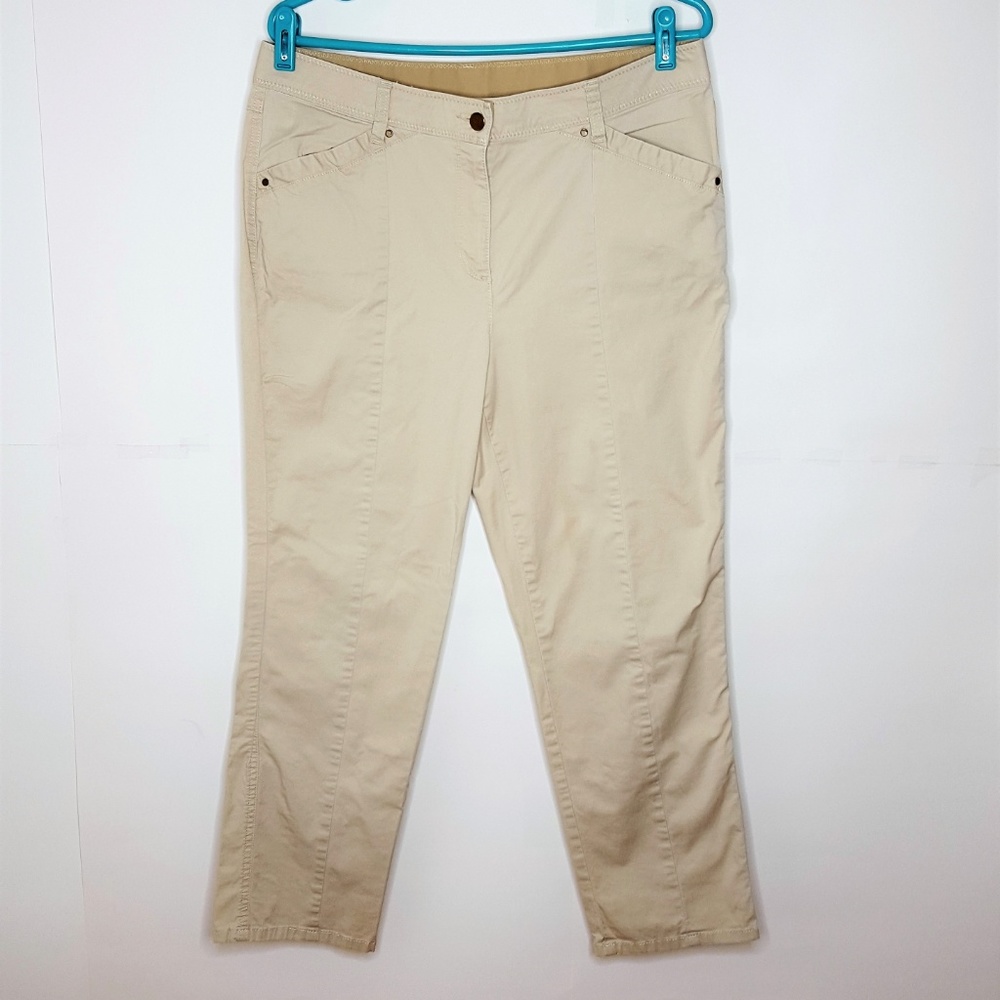 CHICOS Tan Capri Pants 4 pocket Sz 1.5 (Med / 10)
